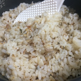 鯖缶で☆激ウマ！大葉と鯖の炊き込みごはん